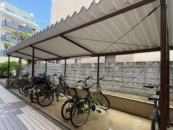 南麻布ローヤルコーポ 駐輪場