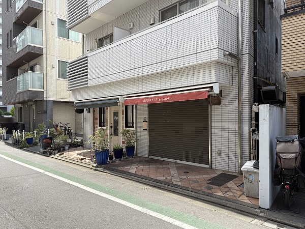 こぢんまりとしたレストラン