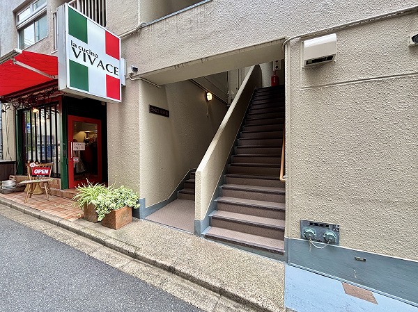 ヴァリエ後楽園　アプローチ