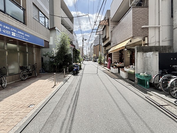 ライオンズマンション中野桃園までの道