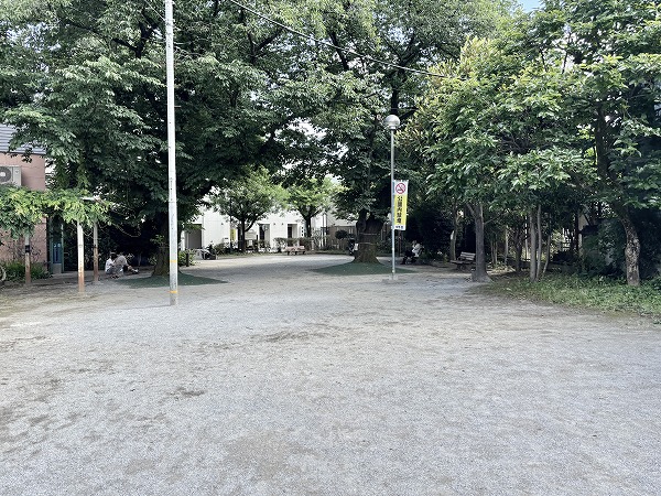 中野区立囲桃園公園