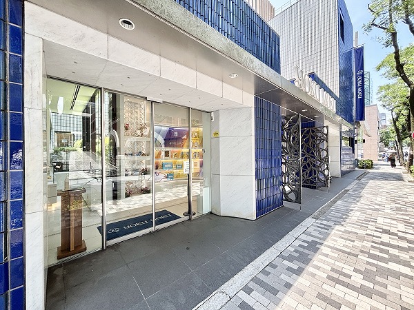 ヨックモック 青山本店