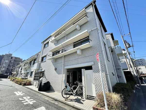 中銀上馬マンシオン 外観
