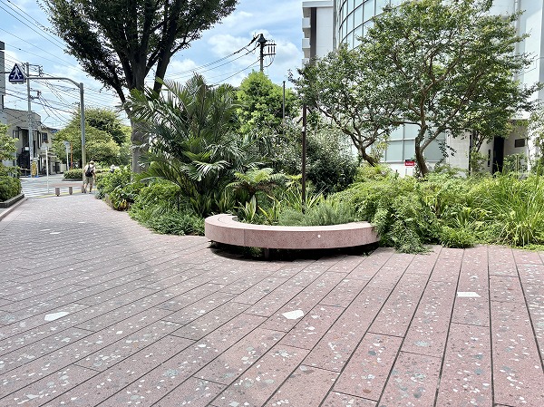 玉川上水旧水路笹塚緑道