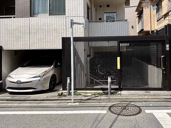 イニシアイオ杉並和泉　車両置き場