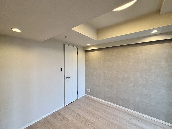 イニシアイオ杉並和泉_ウォークインクローゼット付きの洋室の写真