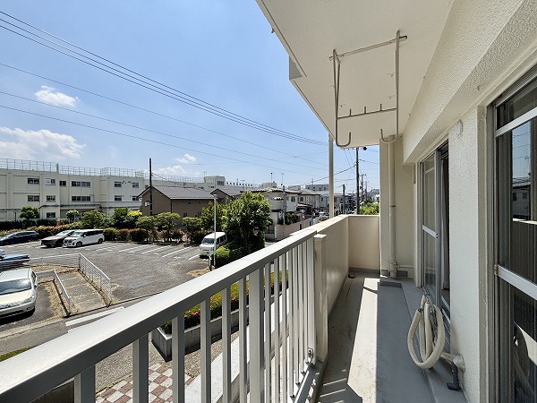 給田南住宅1号棟_日当たり良好なバルコニーの写真