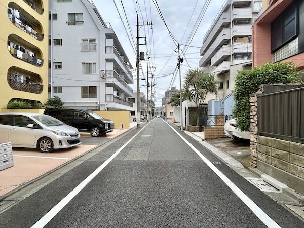 マンション近く
