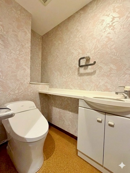 インペリアル表参道_落ち着きのあるトイレの写真