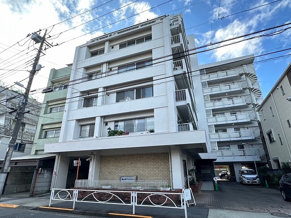 緑が丘マンション 外観