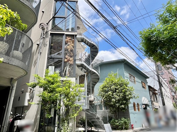 マンション周辺の様子