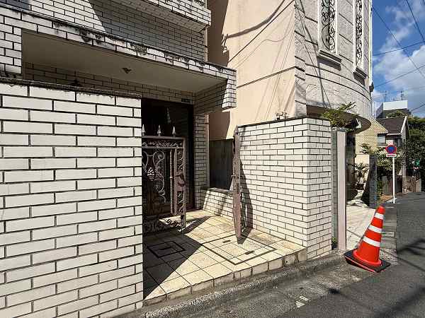 エル高輪 アプローチ