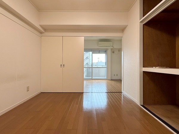 チサンマンション三軒茶屋第2_コンパクトな洋室の写真1