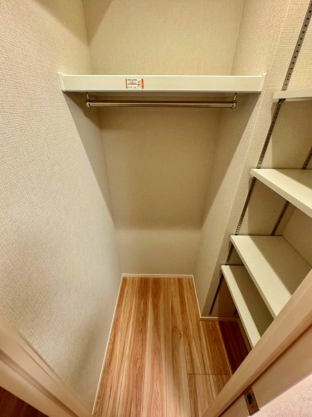 シーアイマンション根津弥生坂_ウォークインクローゼット付きの洋室の写真2