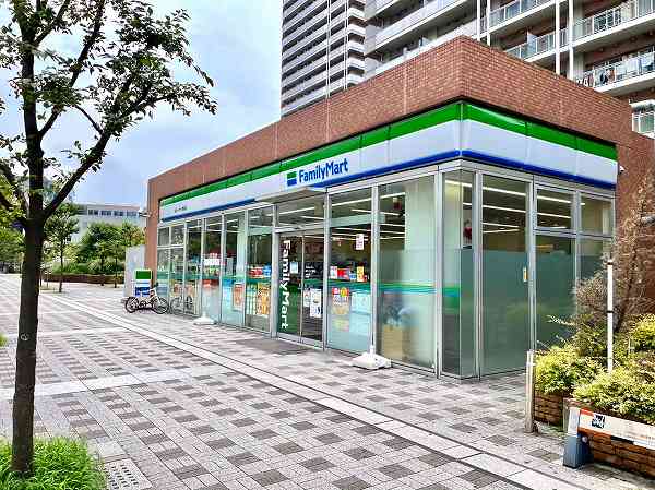 ファミリーマート