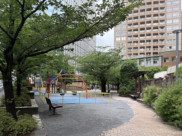 御成橋公園