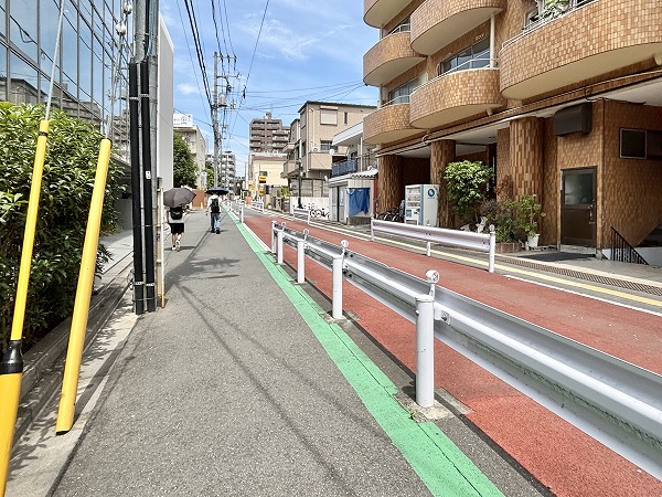 グラシオ早稲田夏目坂までの道