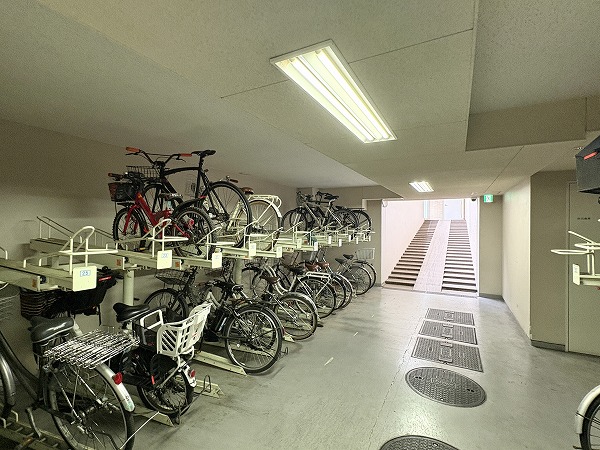 プラウド代々木初台 駐輪場