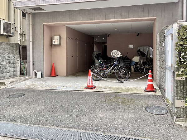 ライオンズマンション飯田橋駅前 駐輪場