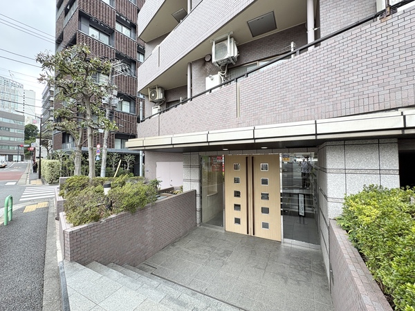 ルシェール赤坂　アプローチ