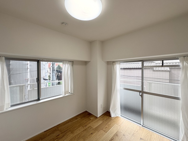 ライオンズマンション西早稲田_広い洋室の写真