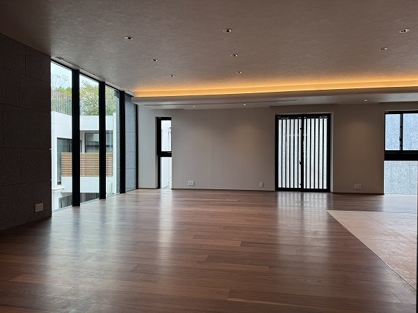 パレロワイヤル市ヶ谷_リビングダイニングキッチンの写真1