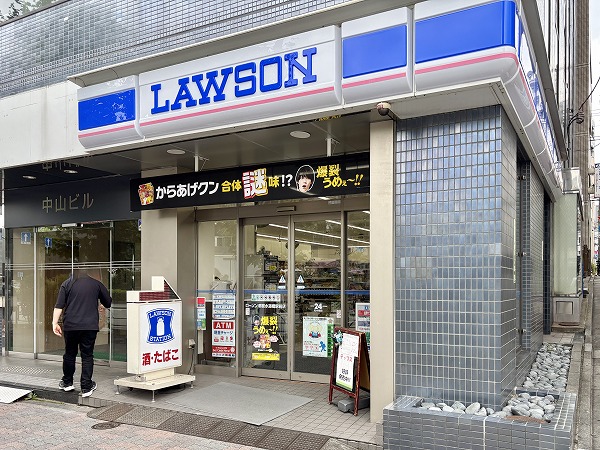 ローソン 都営水道橋駅前店