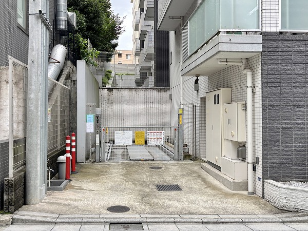 プレシス参宮橋 駐車場
