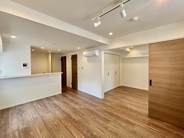 シャンピア北沢_リビングダイニングキッチンの写真10