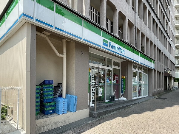 ファミリーマート 上池台夫婦坂店