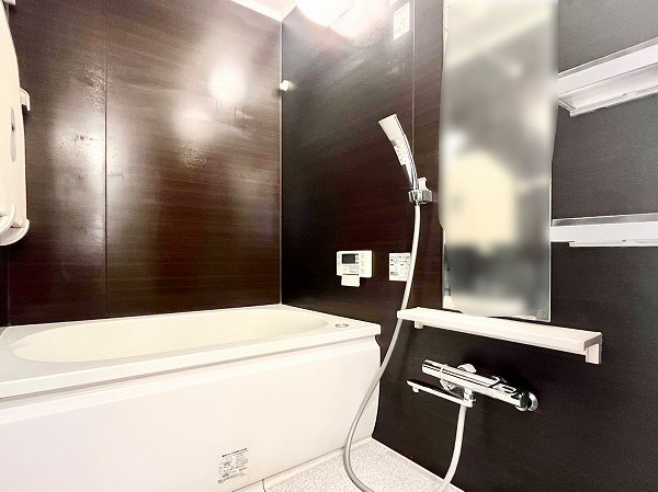 田園調布愛知マンション_落ち着いたバスルームの写真1