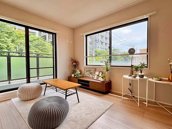 タウンハイツ砧_角部屋の洋室の写真