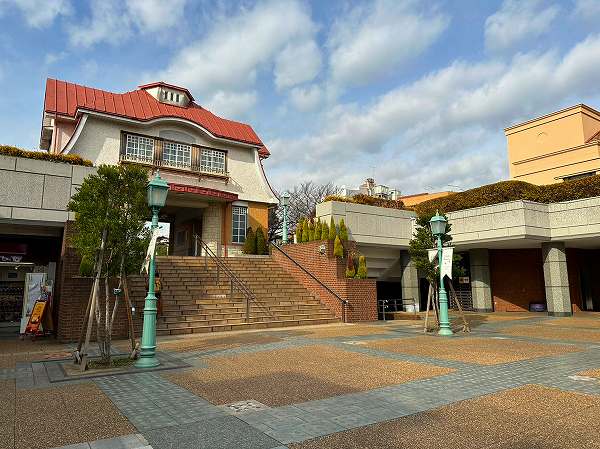 田園調布駅前