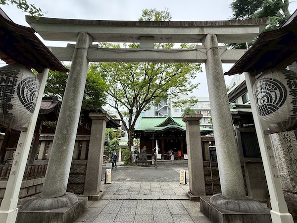 鉄砲洲稲荷公園 鳥居