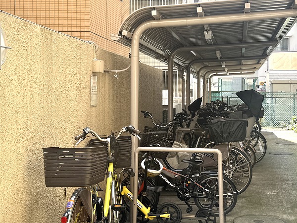 五反田ロイヤルハイツ 駐輪場