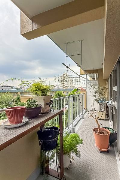 富士見ハイムN棟_南向きのバルコニーの写真2