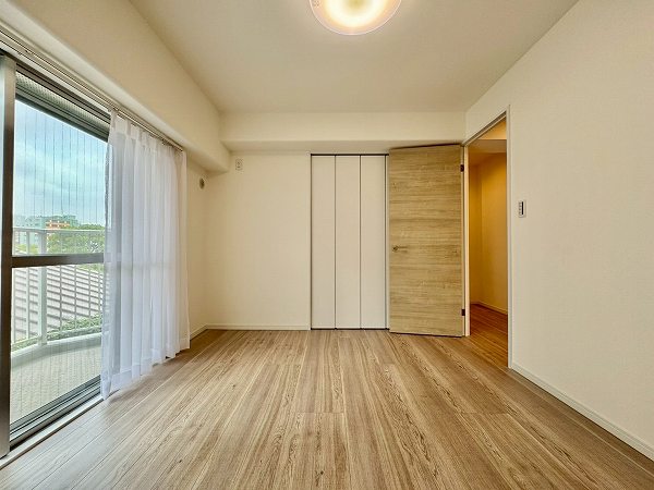 東陽町スカイハイツ_ゆとりがある洋室の写真3