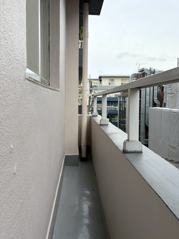 中目黒マンション_バルコニー横の写真