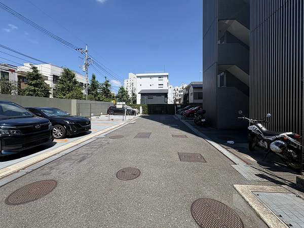 ルフォン世田谷 駐車場