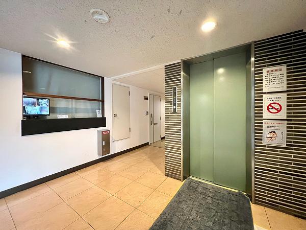 城北台マンション エレベーターホール