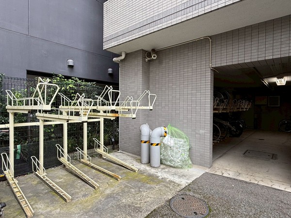 ガラ・ステージ日本橋 駐輪場