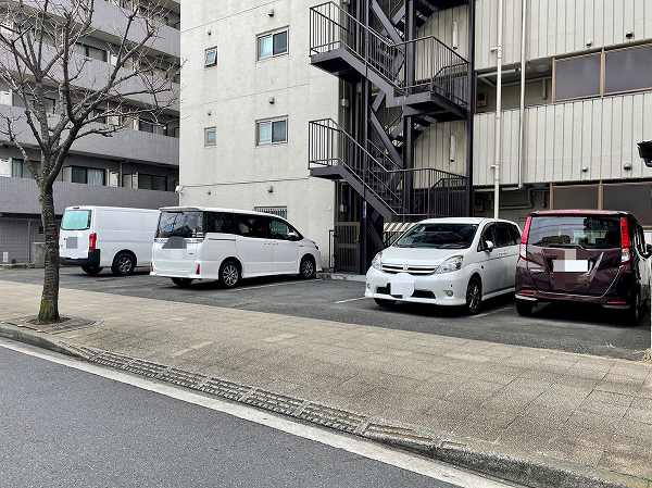 パラスト大森　駐車場