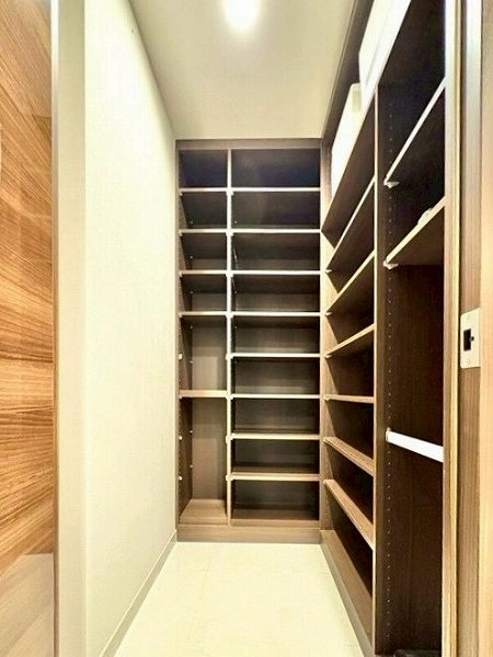 ブランズ文京小石川レジデンス_シューズインクローゼットの写真