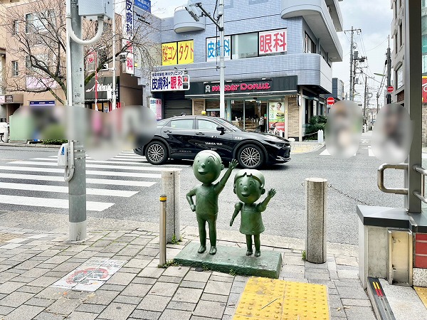 サザエさんのモニュメント