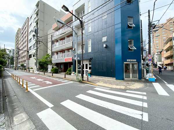 浜町駅前