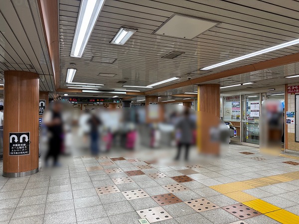 三軒茶屋駅構内の様子