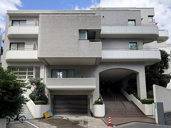 パレス池田山 外観