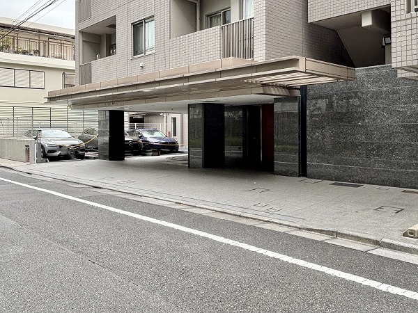 パークハウス駒込桜郷　アプローチ