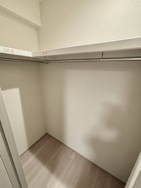 パークハウス駒込桜郷_ウォークインクローゼットの写真2
