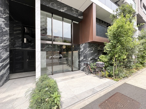 ピアース渋谷WEST アプローチ